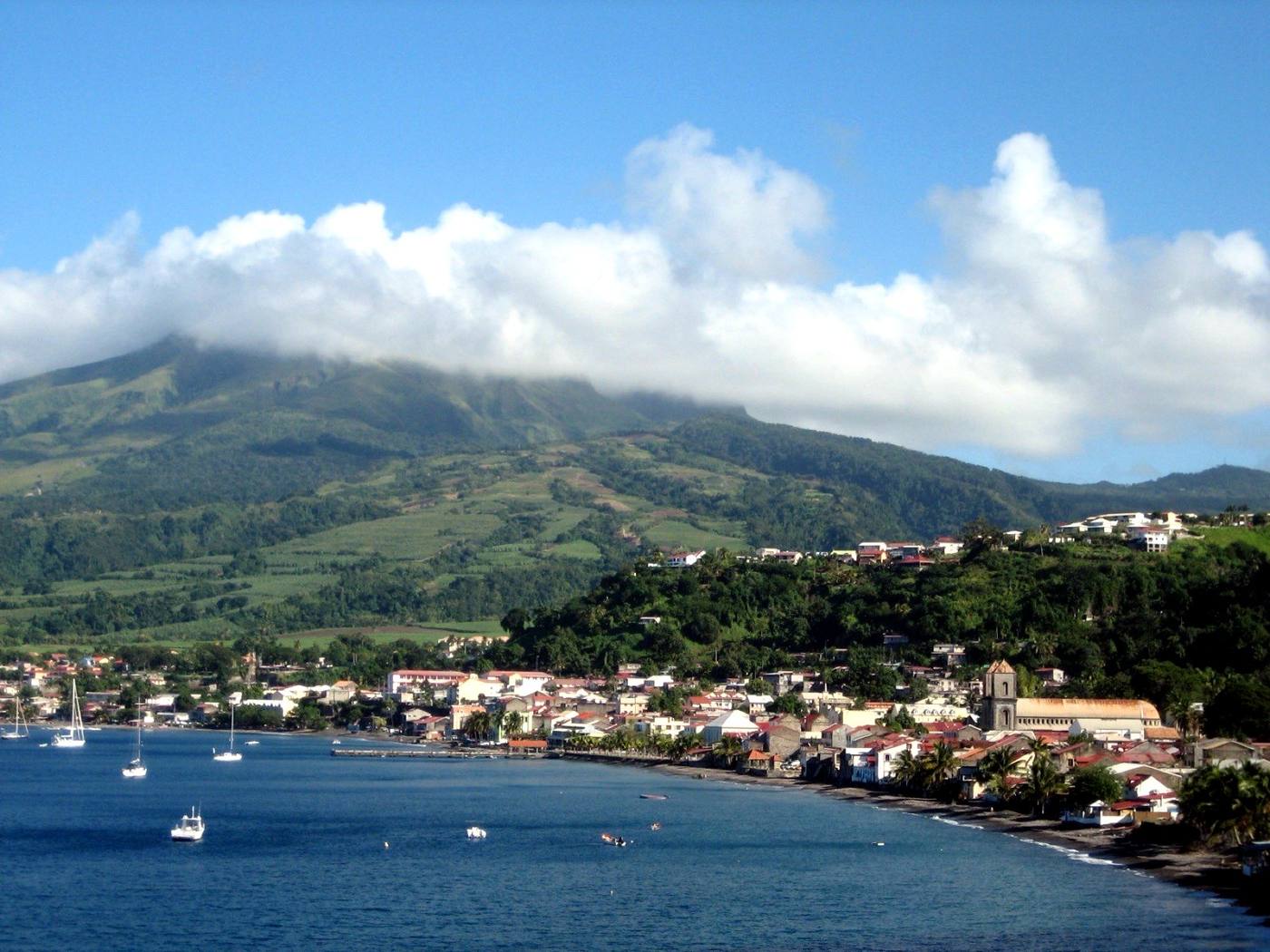 Saint-Pierre et la montagne Pelée (Martinique)